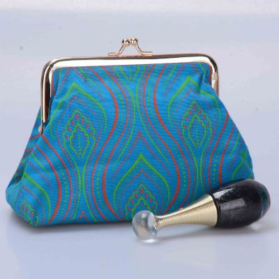 Clip Cosmetic Purse